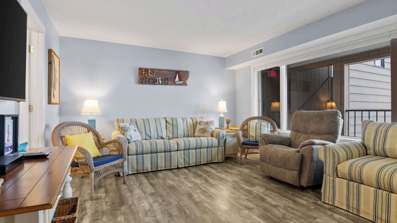 Photo of Livingroom in Elk Rapids