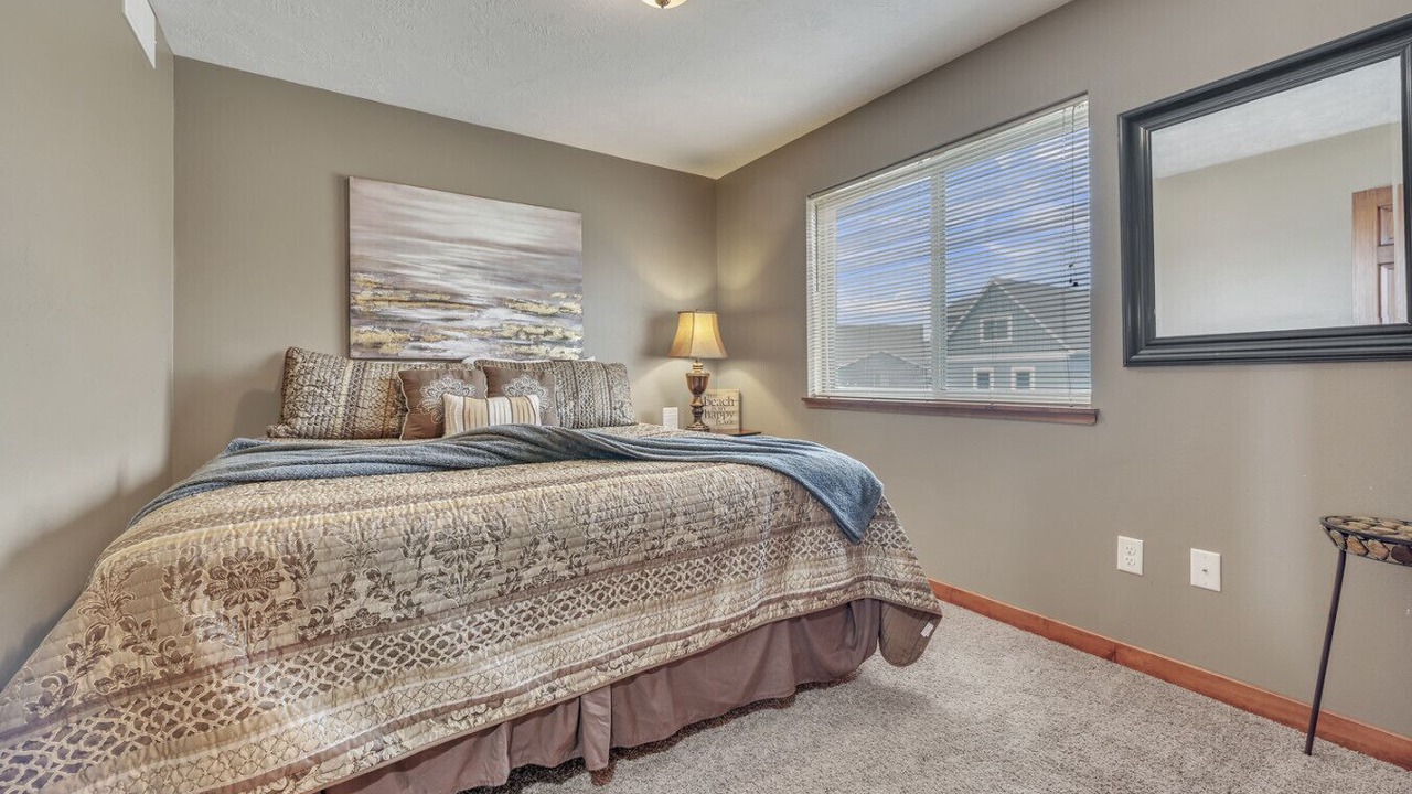 Photo of Bedroom in Spirit Lake