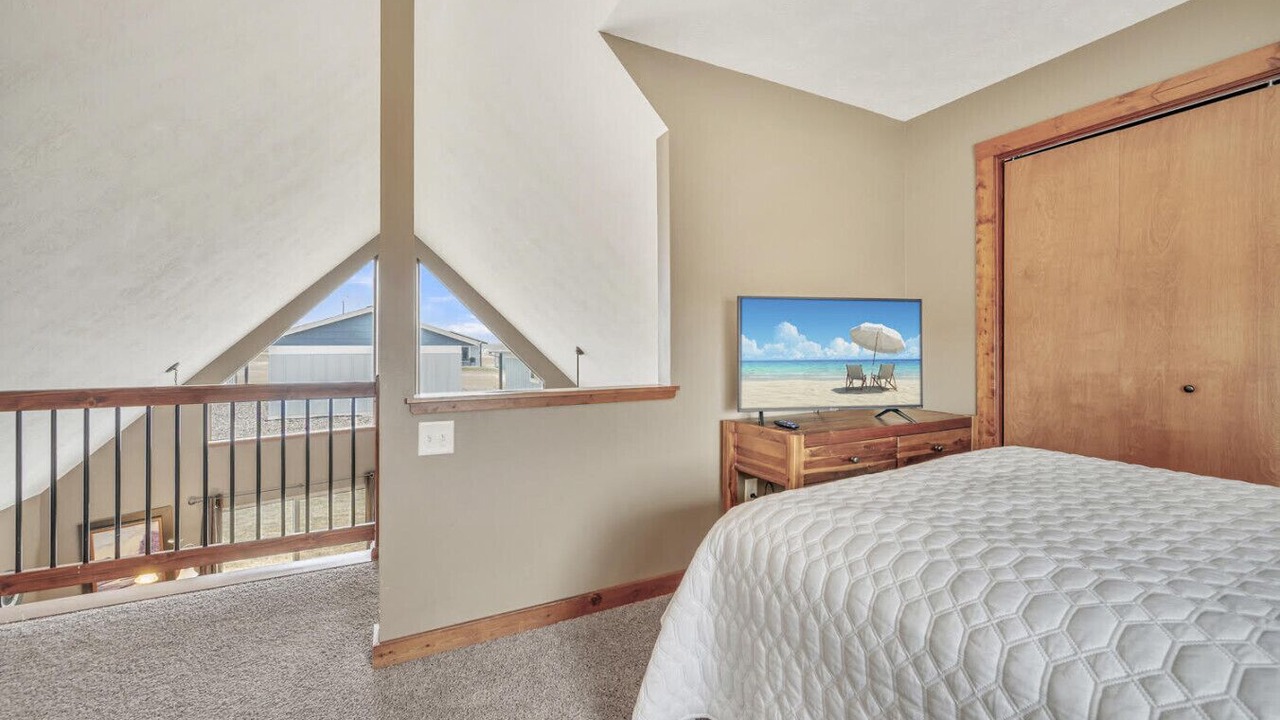 Photo of Bedroom in Spirit Lake