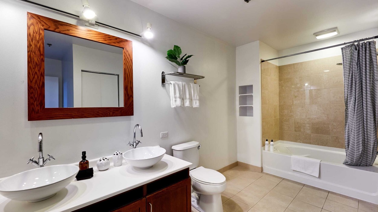 Photo of Bathroom in Downtown Chicago