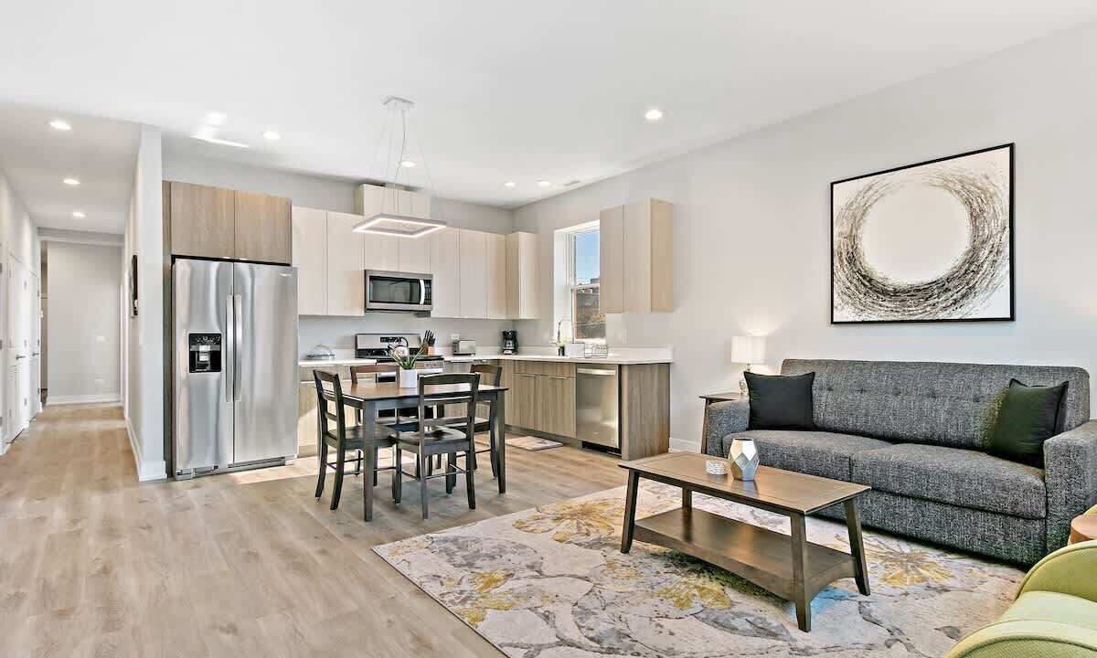 Photo of Livingroom in Lincoln Park