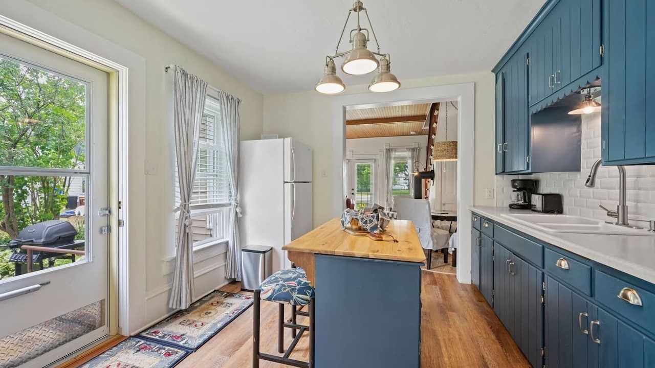 Photo of Kitchen in Sturgeon Bay