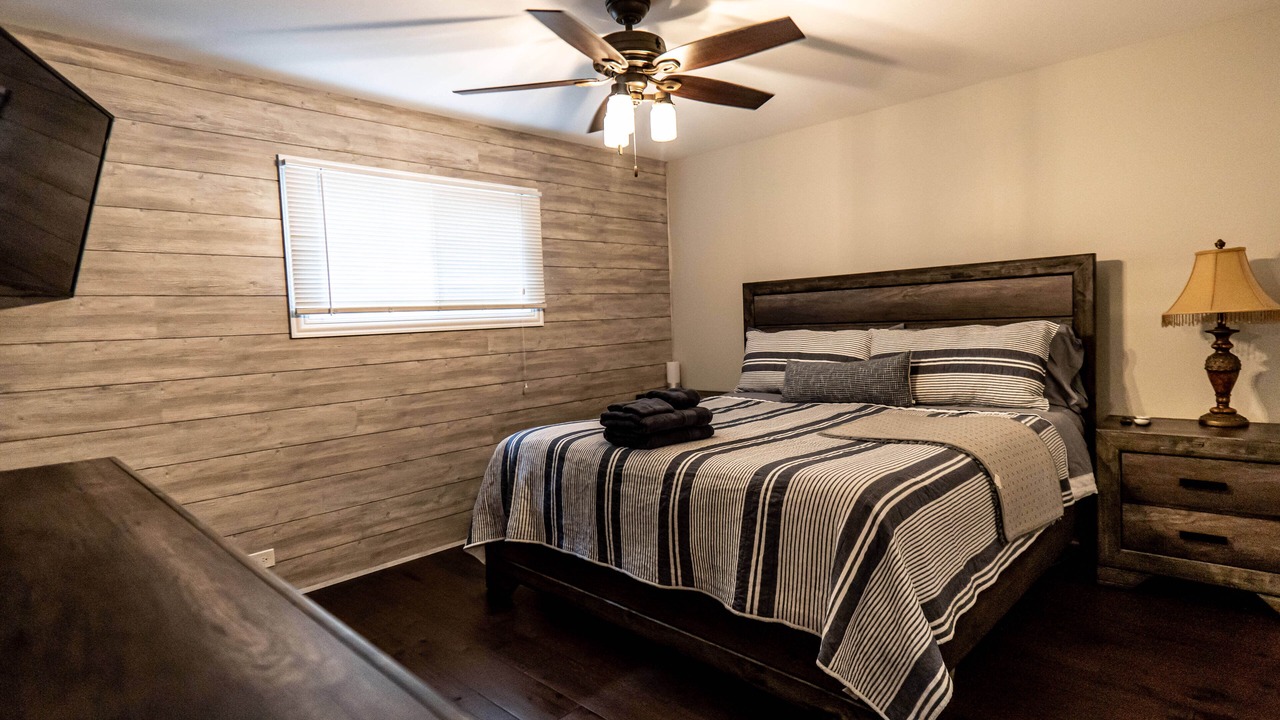 Photo of Bedroom in Round Lake