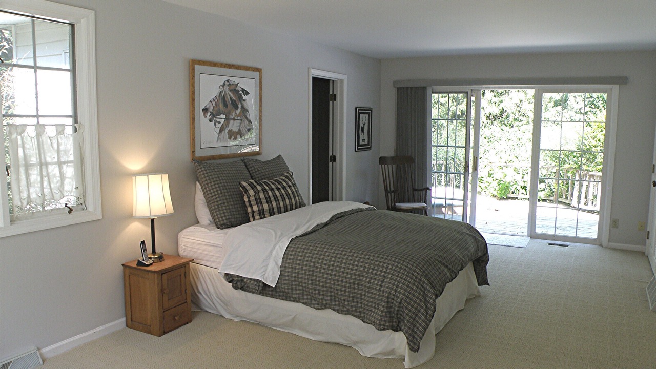 Photo of Bedroom in Whitehall