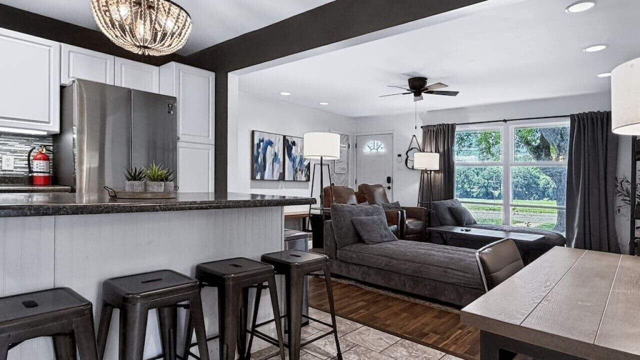 Photo of Bedroom in Miller Beach
