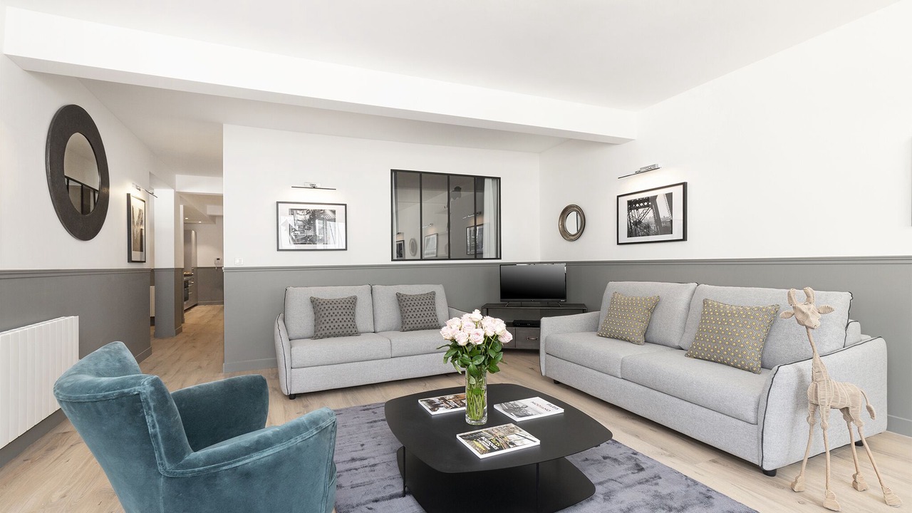 Photo of Livingroom in Archives