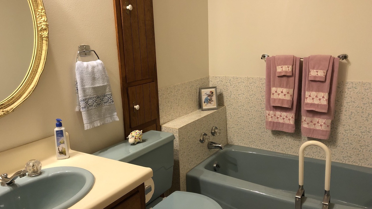 Photo of Bathroom in Oakdale
