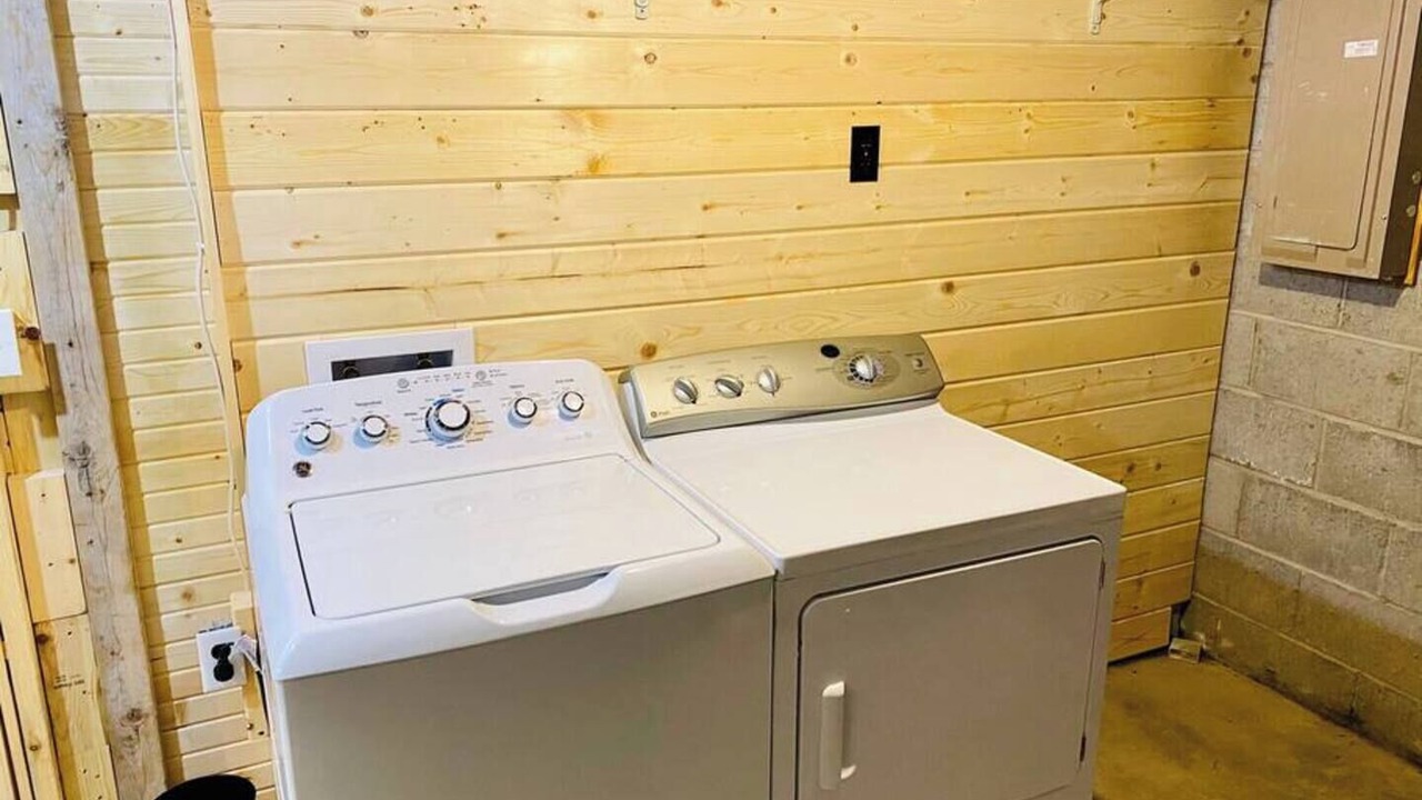 Photo of Bedroom in Manitowish Waters