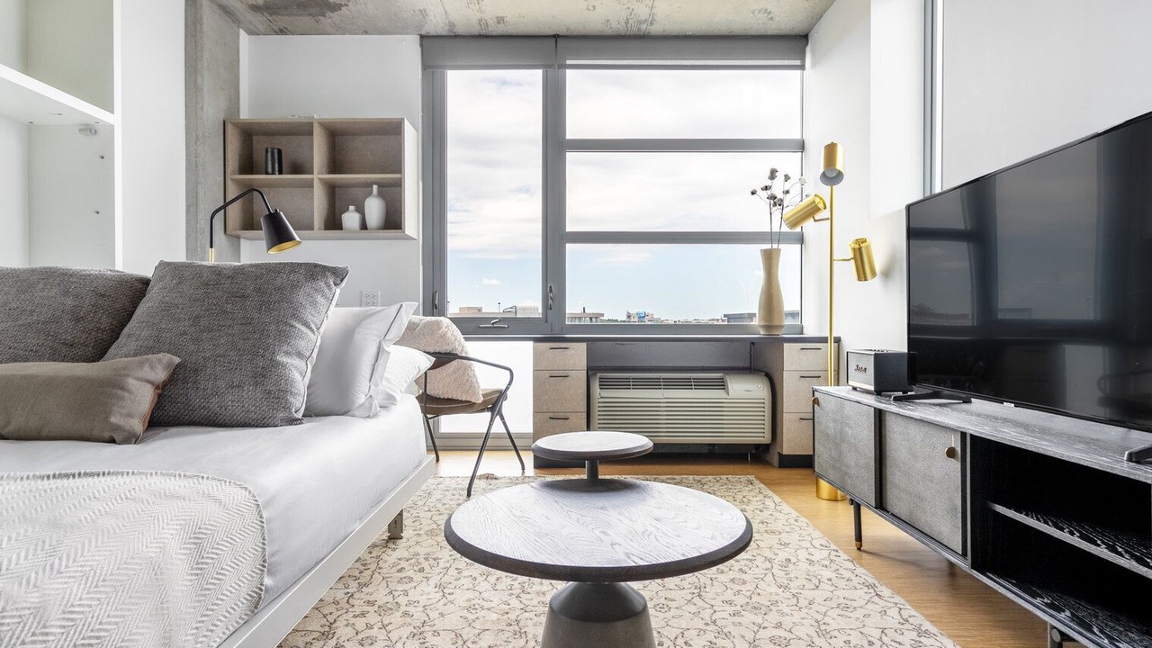 Photo of Bedroom in River North