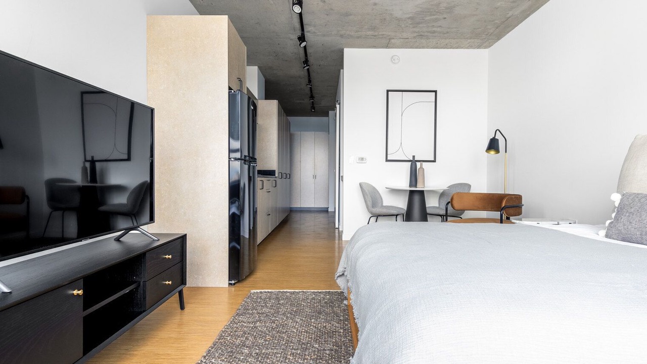 Photo of Bedroom in River North