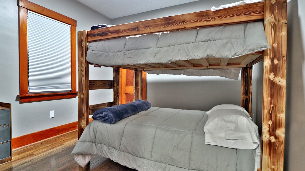 Photo of Bedroom in Southeast Omaha