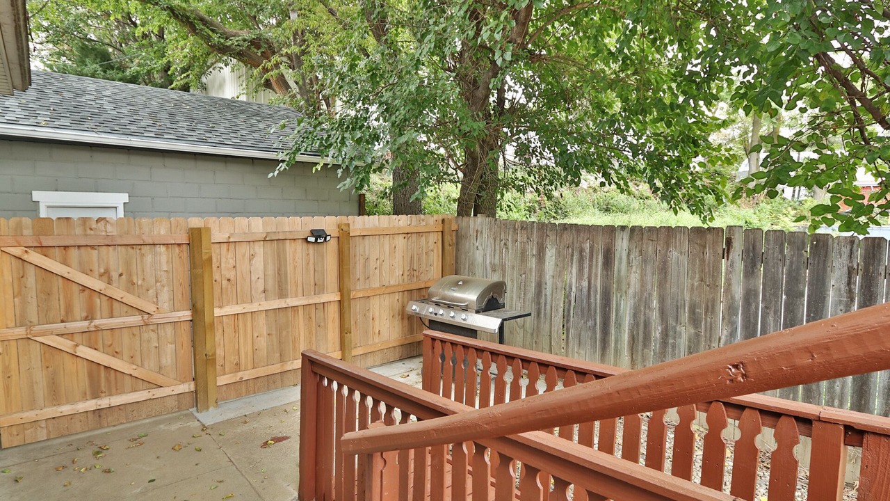 Photo of Patio Balcony in Southeast Omaha