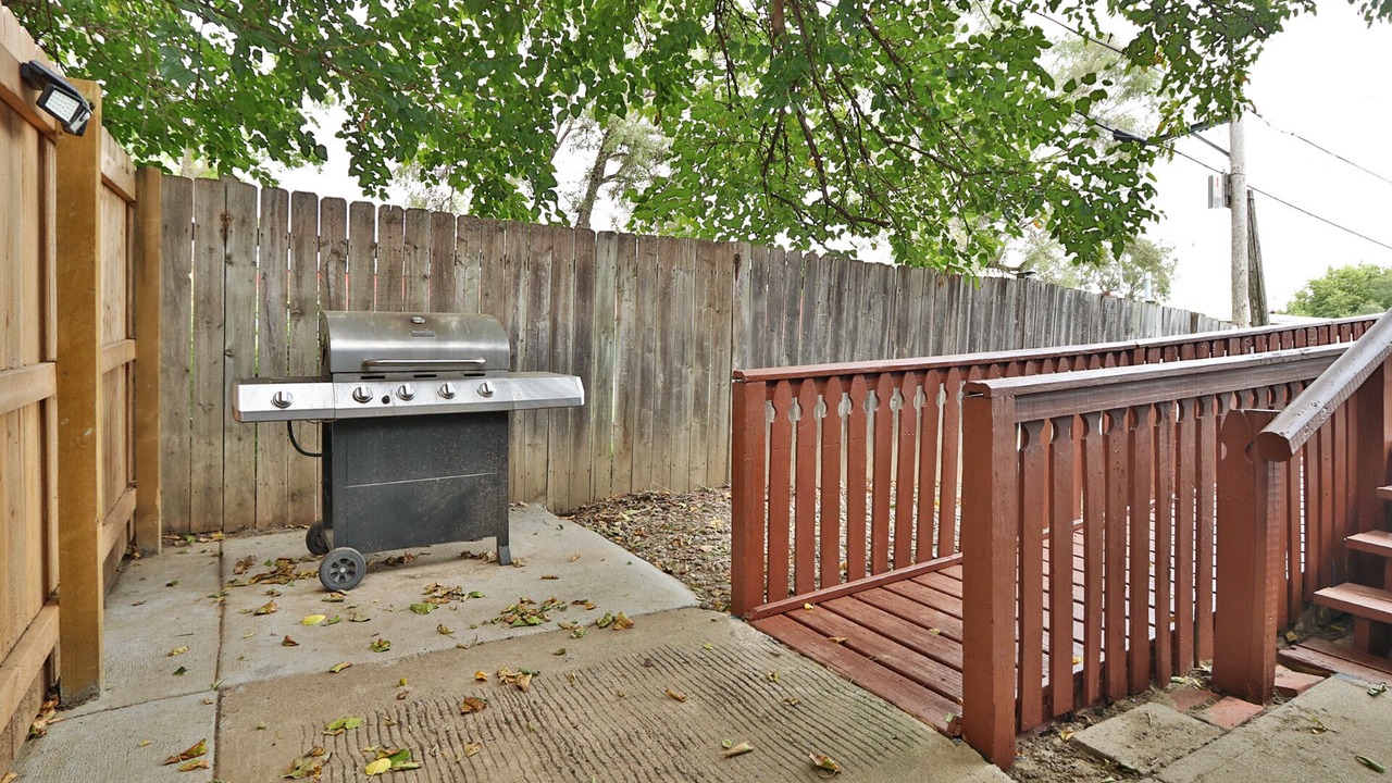 Photo of Patio Balcony in Southeast Omaha