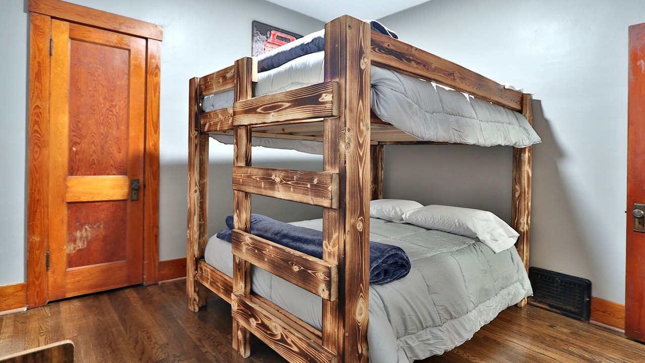 Photo of Bedroom in Southeast Omaha