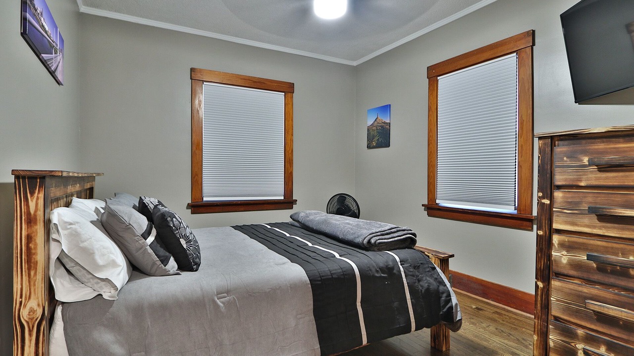 Photo of Bedroom in Southeast Omaha