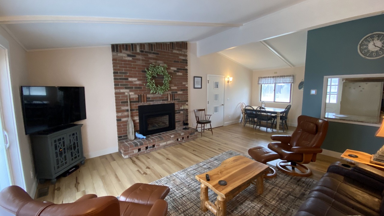 Photo of Livingroom in Grand Marais