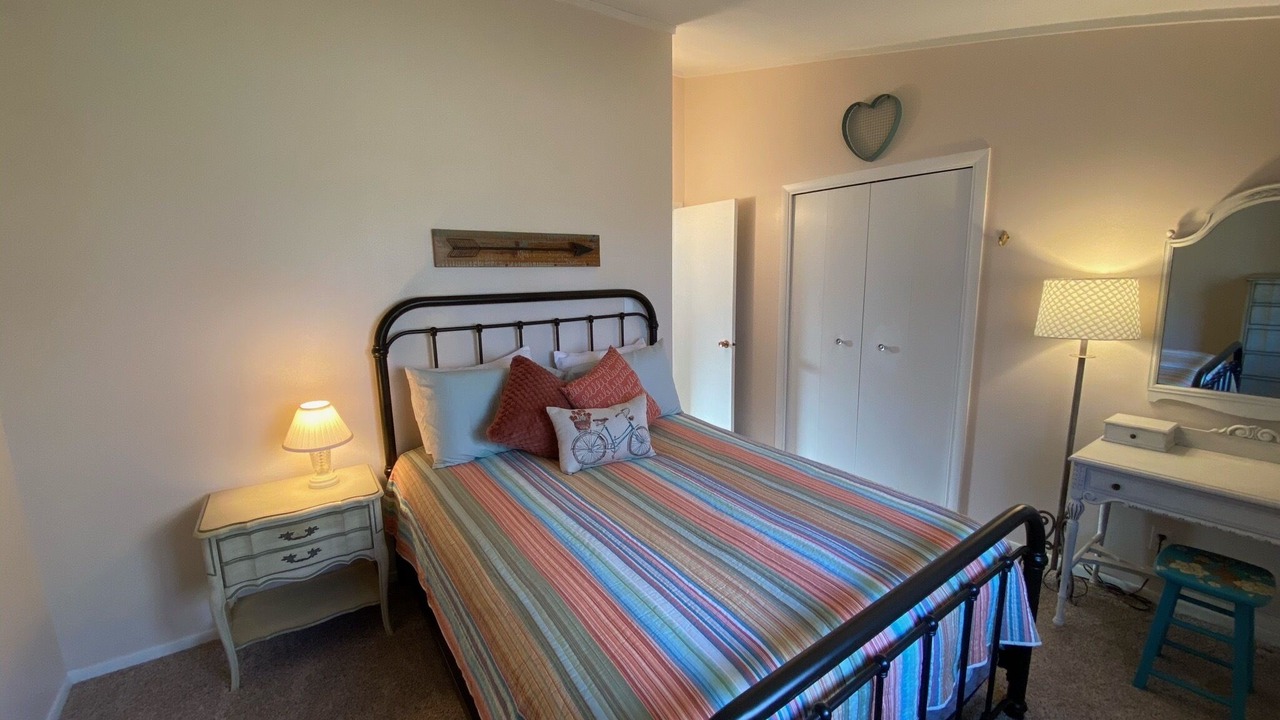 Photo of Bedroom in Grand Marais