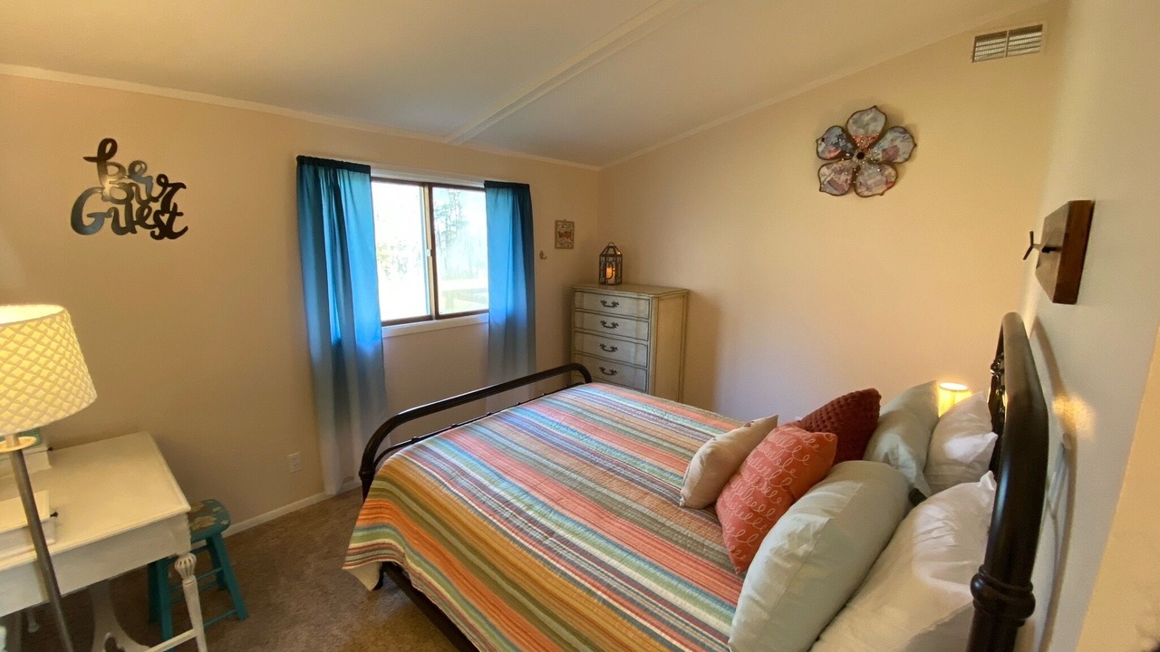 Photo of Bedroom in Grand Marais