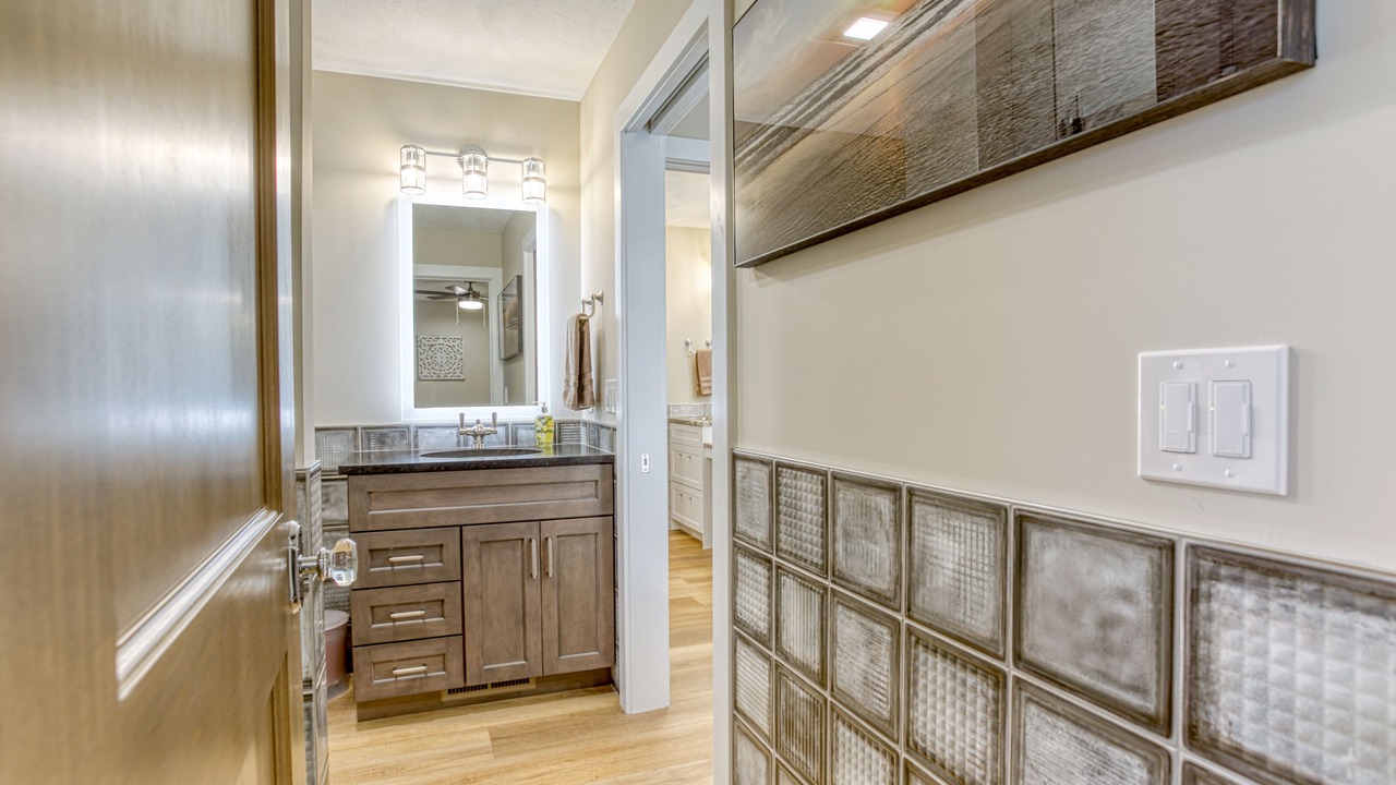 Photo of Bathroom in Mayfield