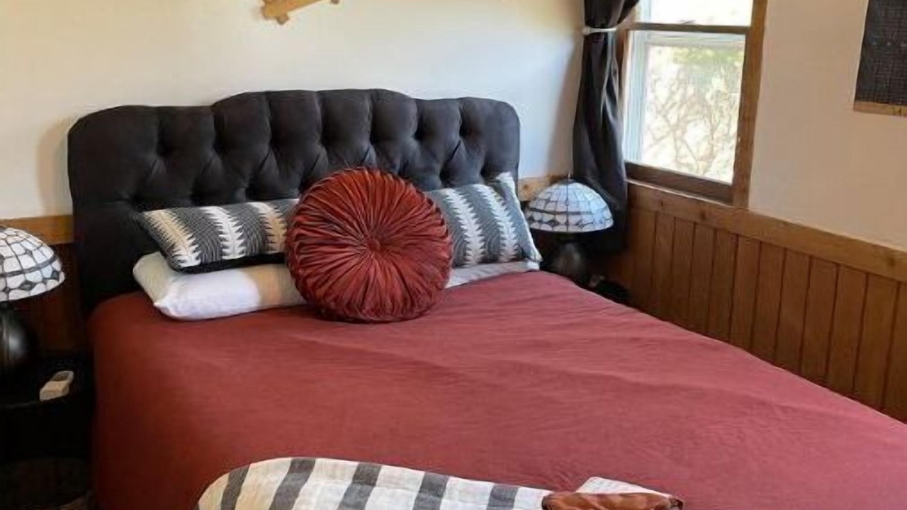 Photo of Bedroom in Graymont