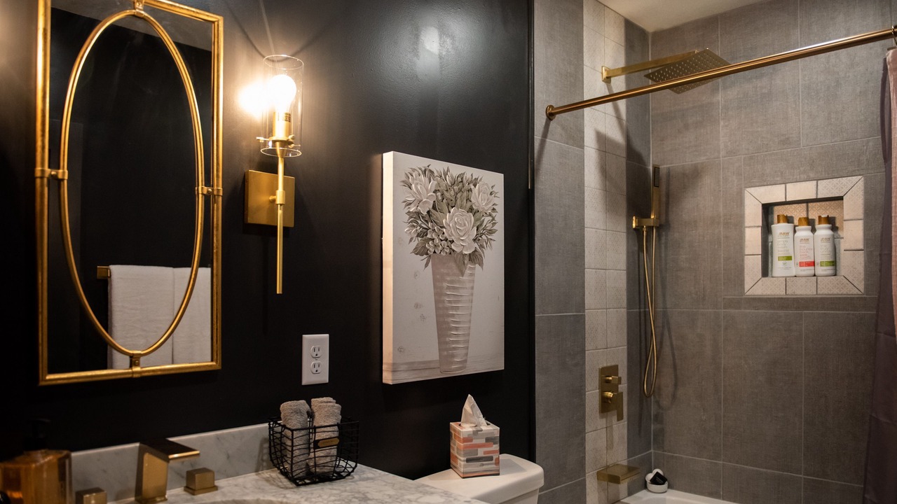 Photo of Bathroom in Peoria Heights