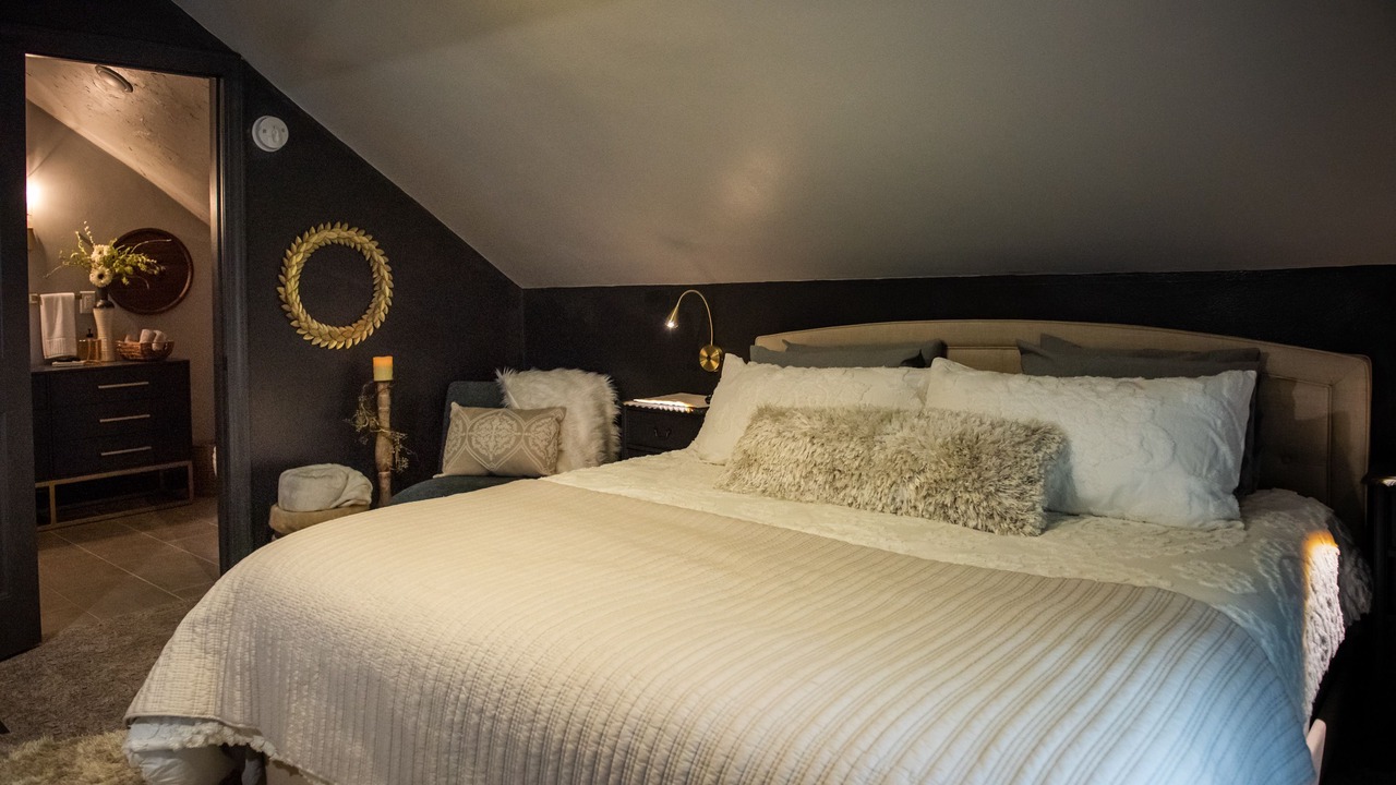 Photo of Bedroom in Peoria Heights