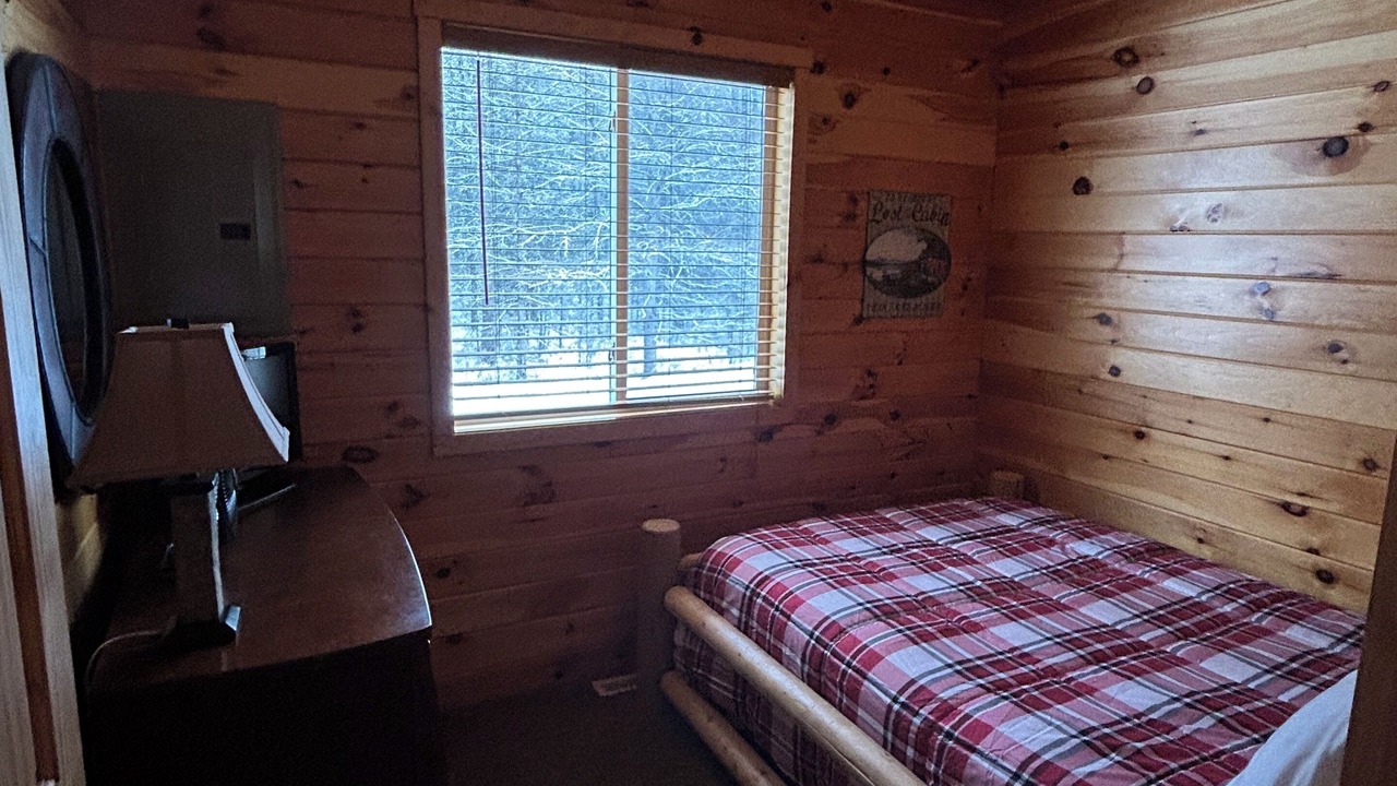 Photo of Bedroom in Delta County