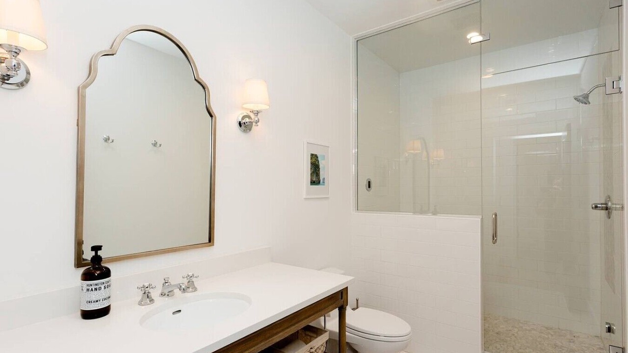Photo of Bathroom in Grand Beach