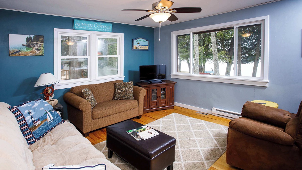 Photo of Livingroom in Sturgeon Bay