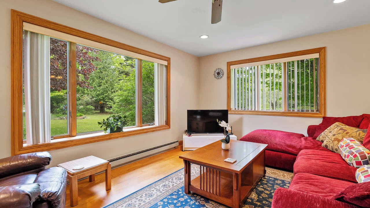 Photo of Bedroom in Ellison Bay