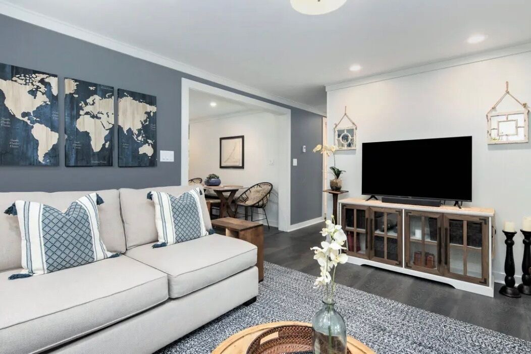 Photo of Livingroom in Three Oaks