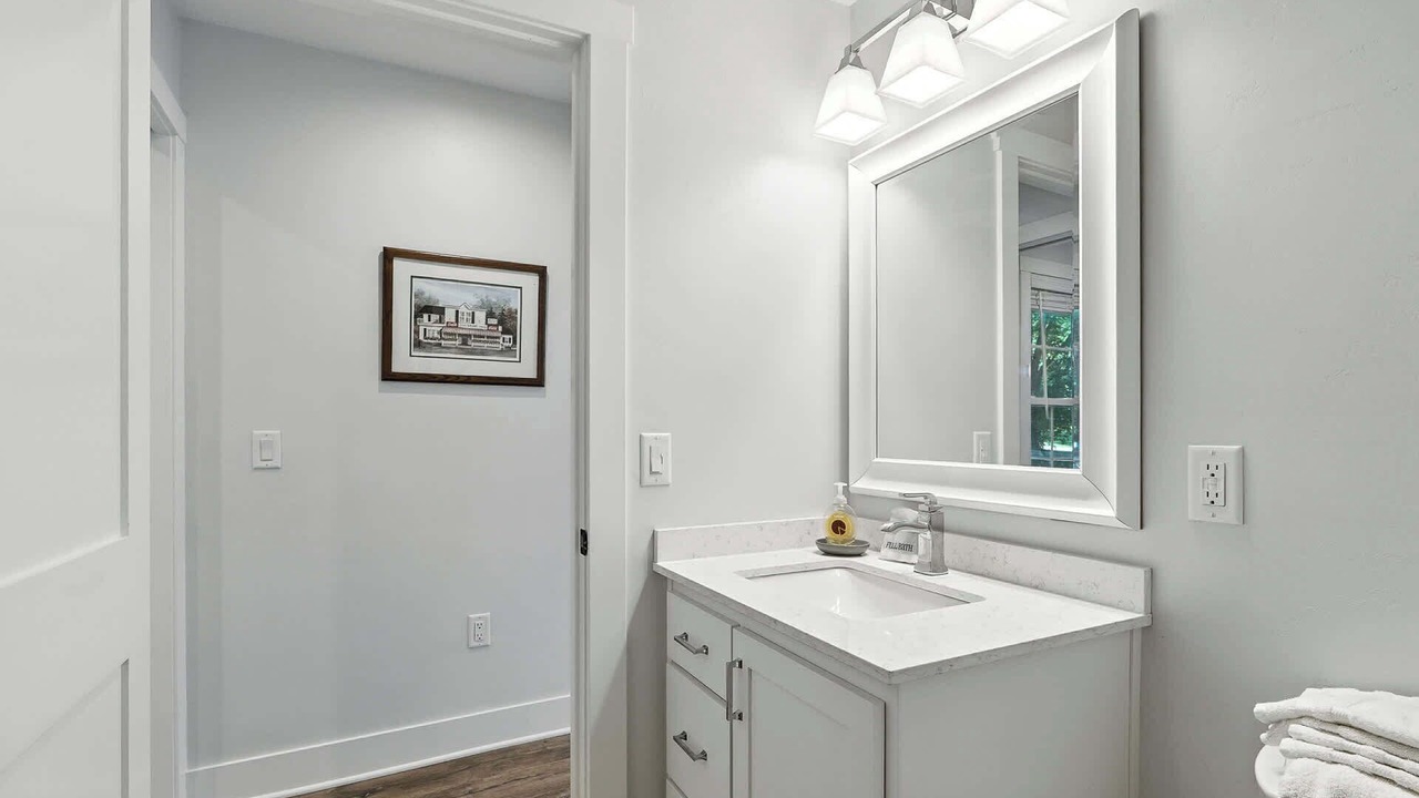 Photo of Bathroom in Sturgeon Bay