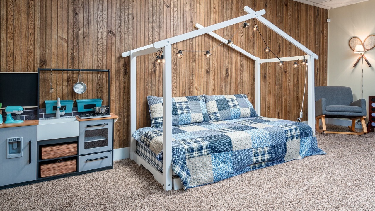 Photo of Bedroom in Douglas
