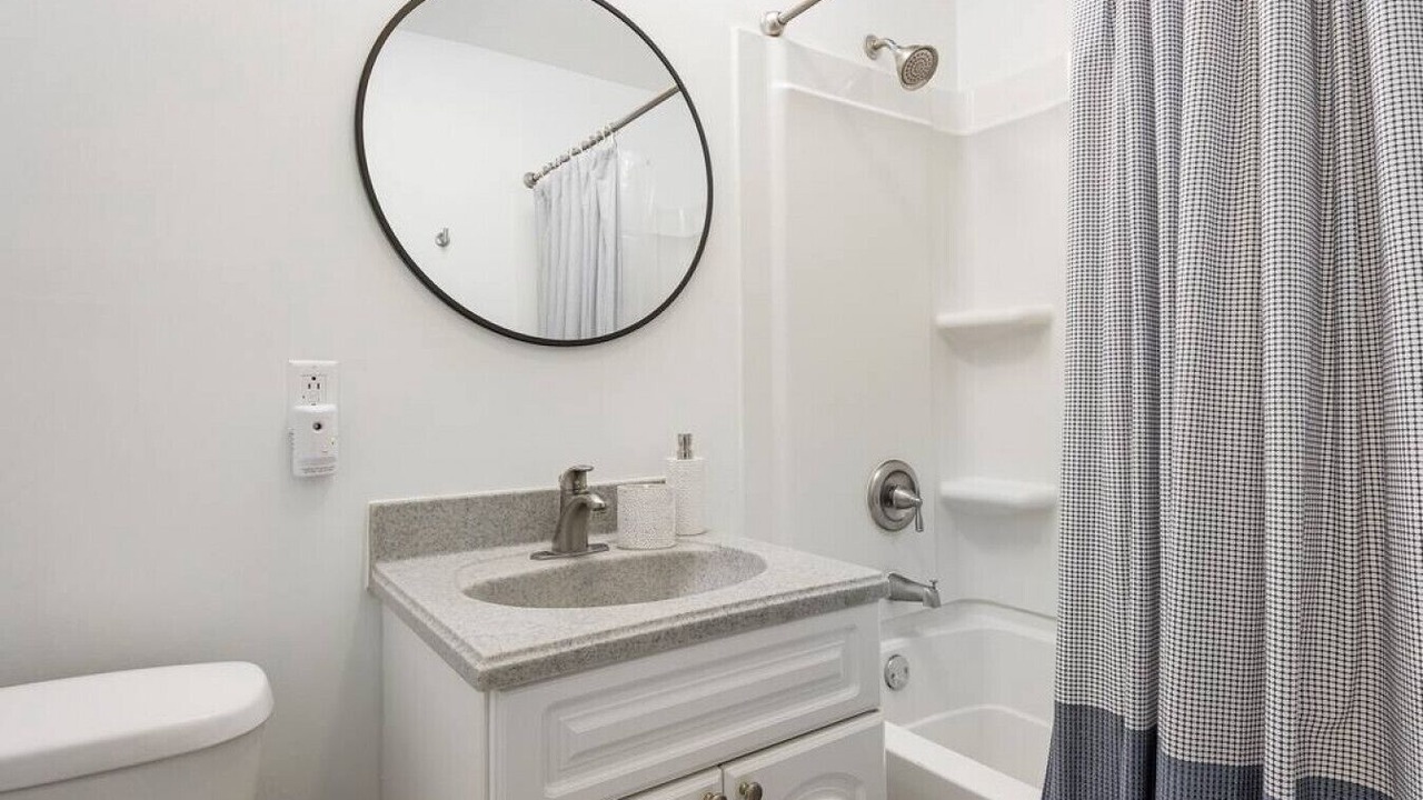 Photo of Bathroom in Orange Prairie