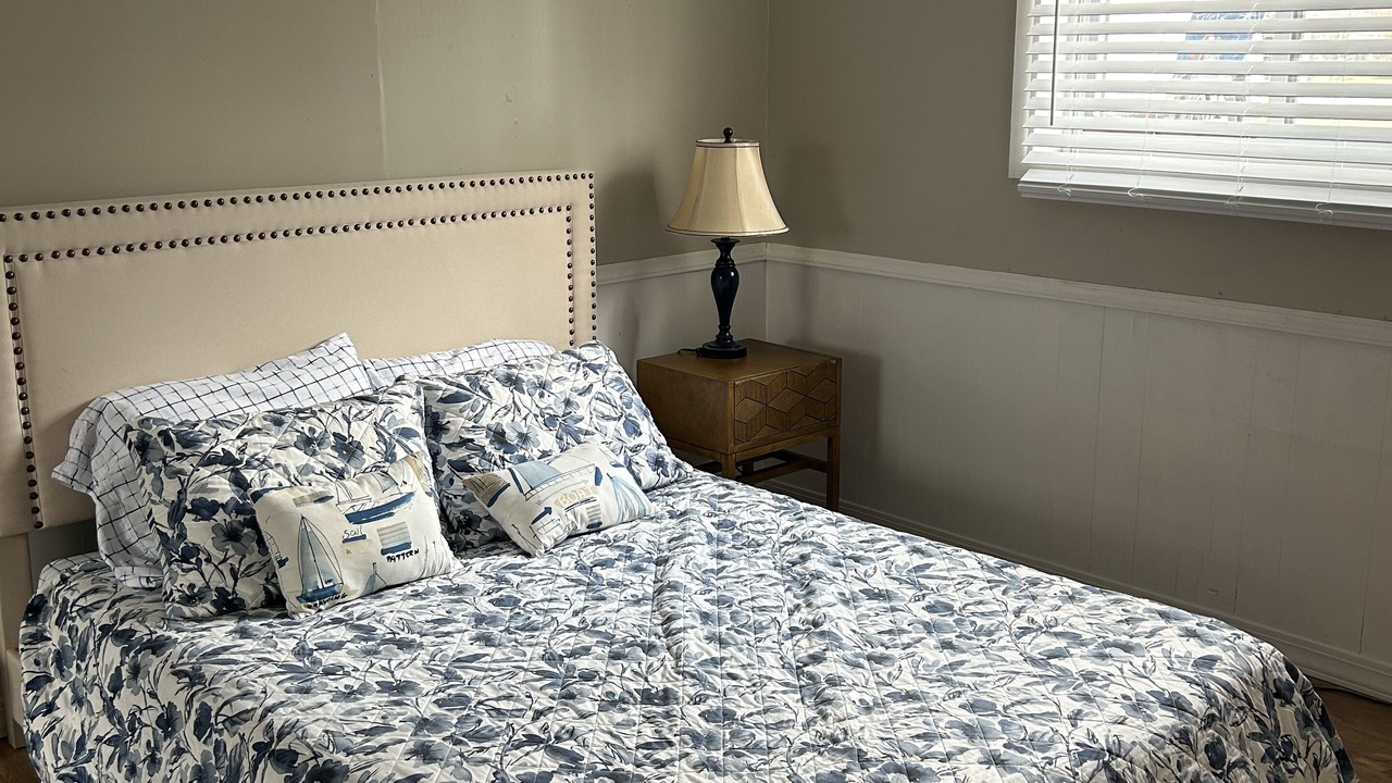 Photo of Bedroom in Lake Geneva