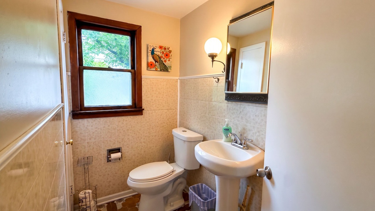 Photo of Bathroom in North Chicago