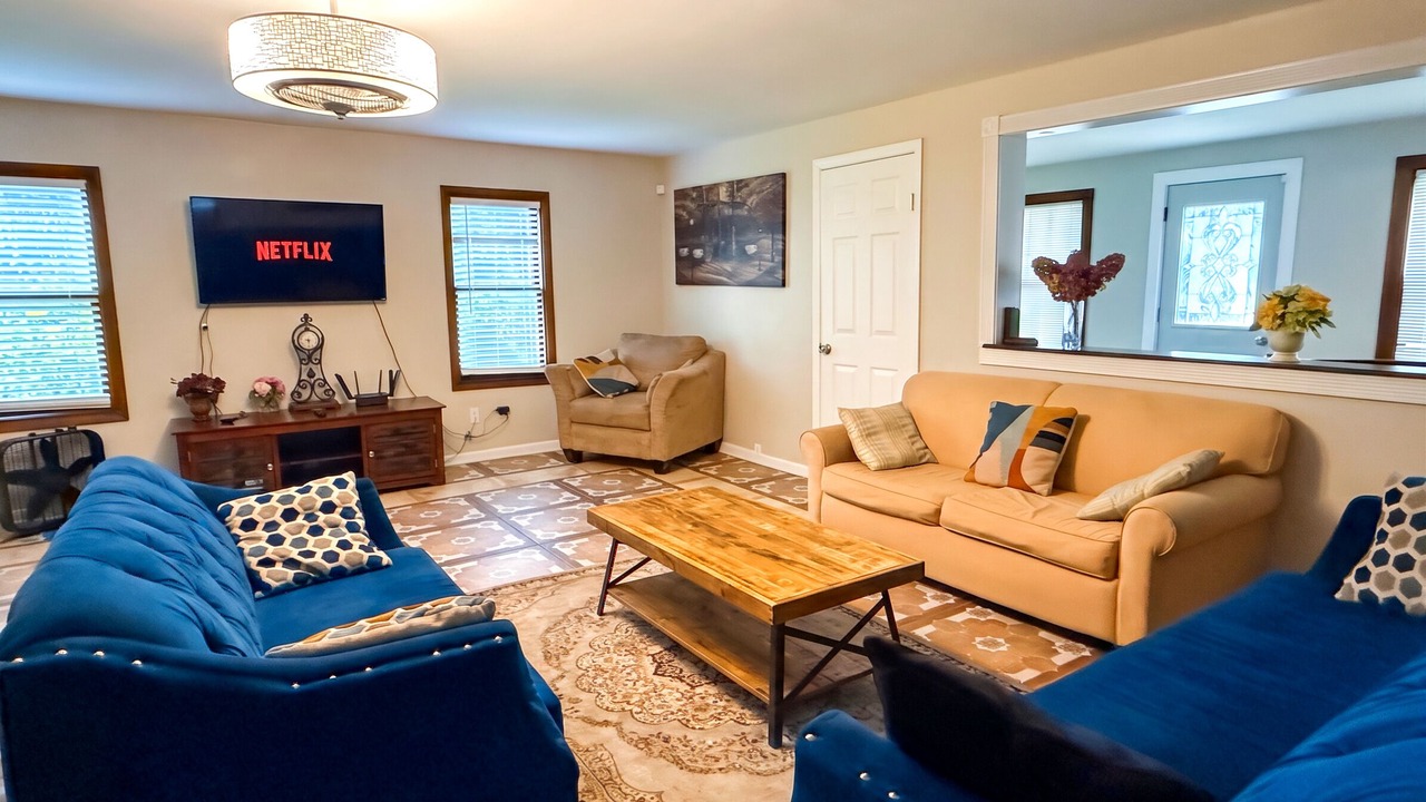 Photo of Livingroom in North Chicago