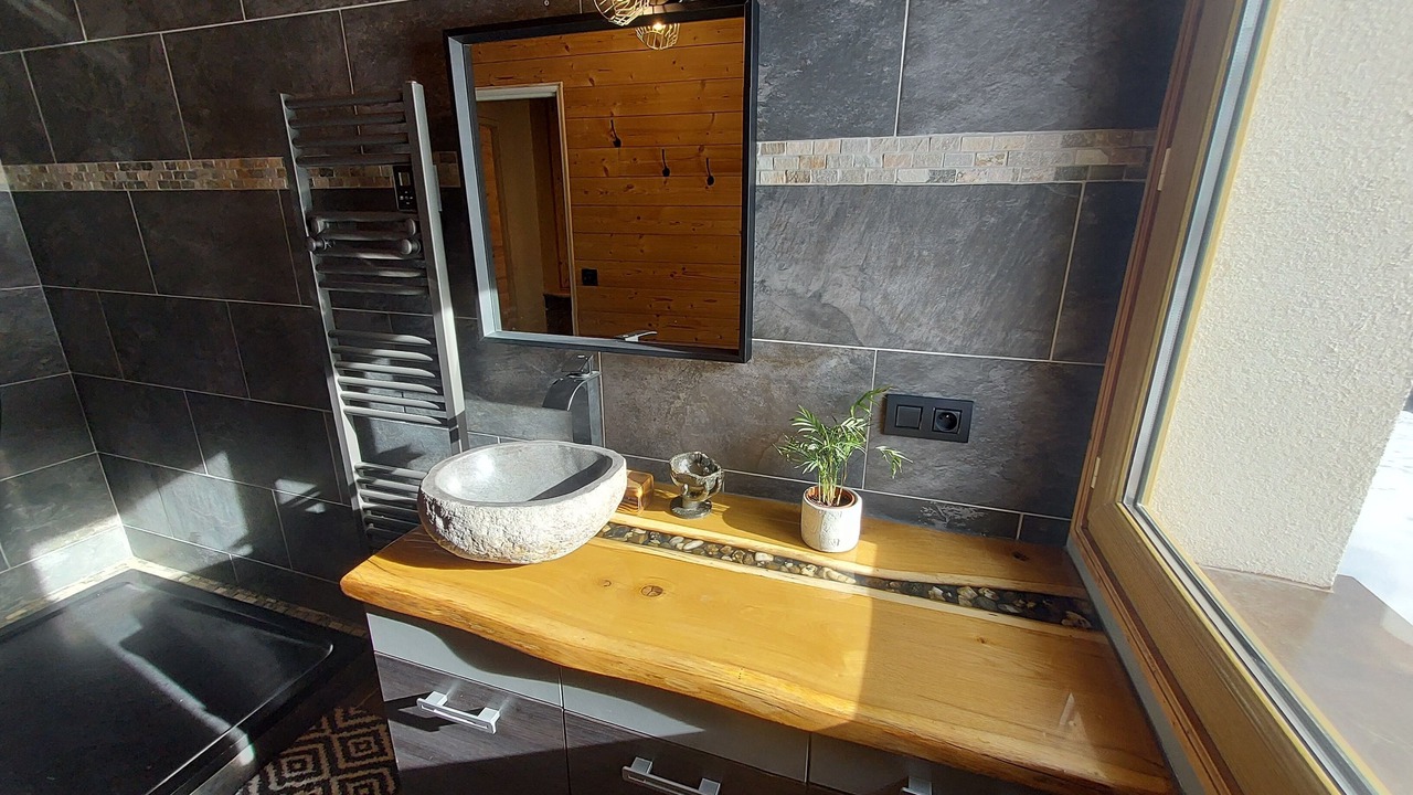 Photo of Bathroom in Le Noyer