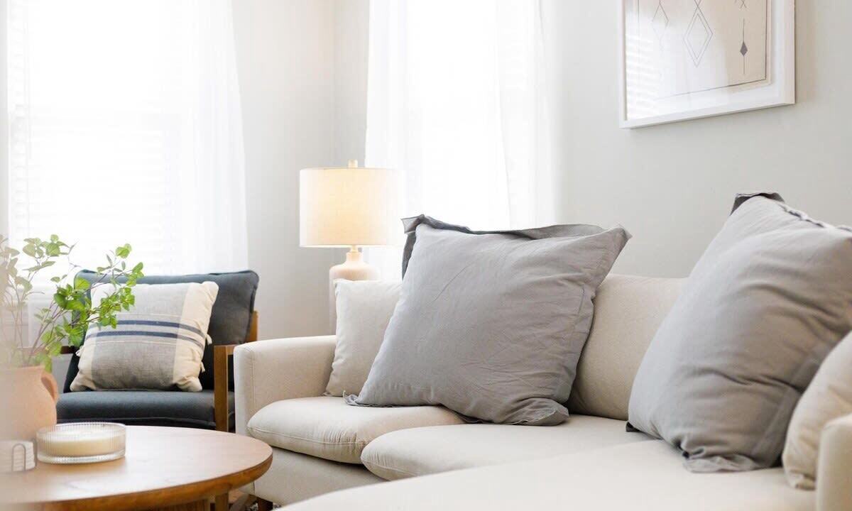 Photo of Livingroom in Plymouth