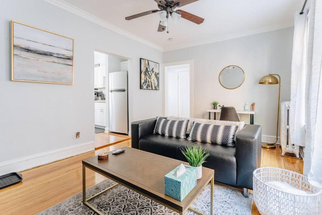 Photo of Livingroom in Ravenswood