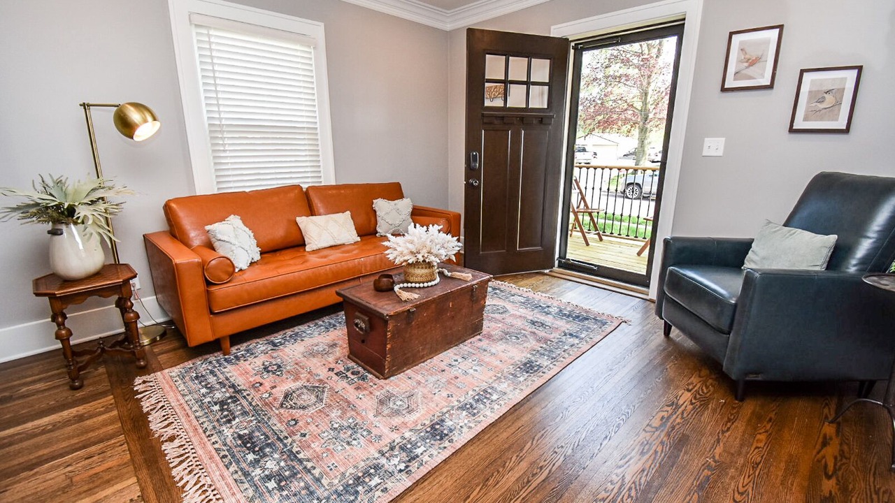 Photo of Livingroom in Peoria Heights