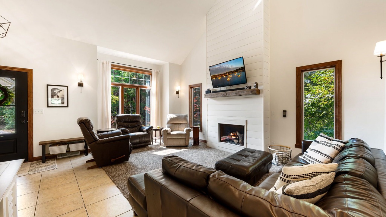 Photo of Livingroom in Fish Creek