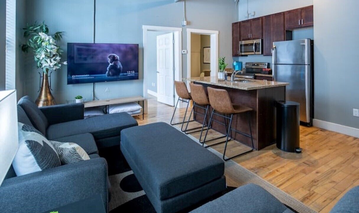 Photo of Livingroom in Downtown