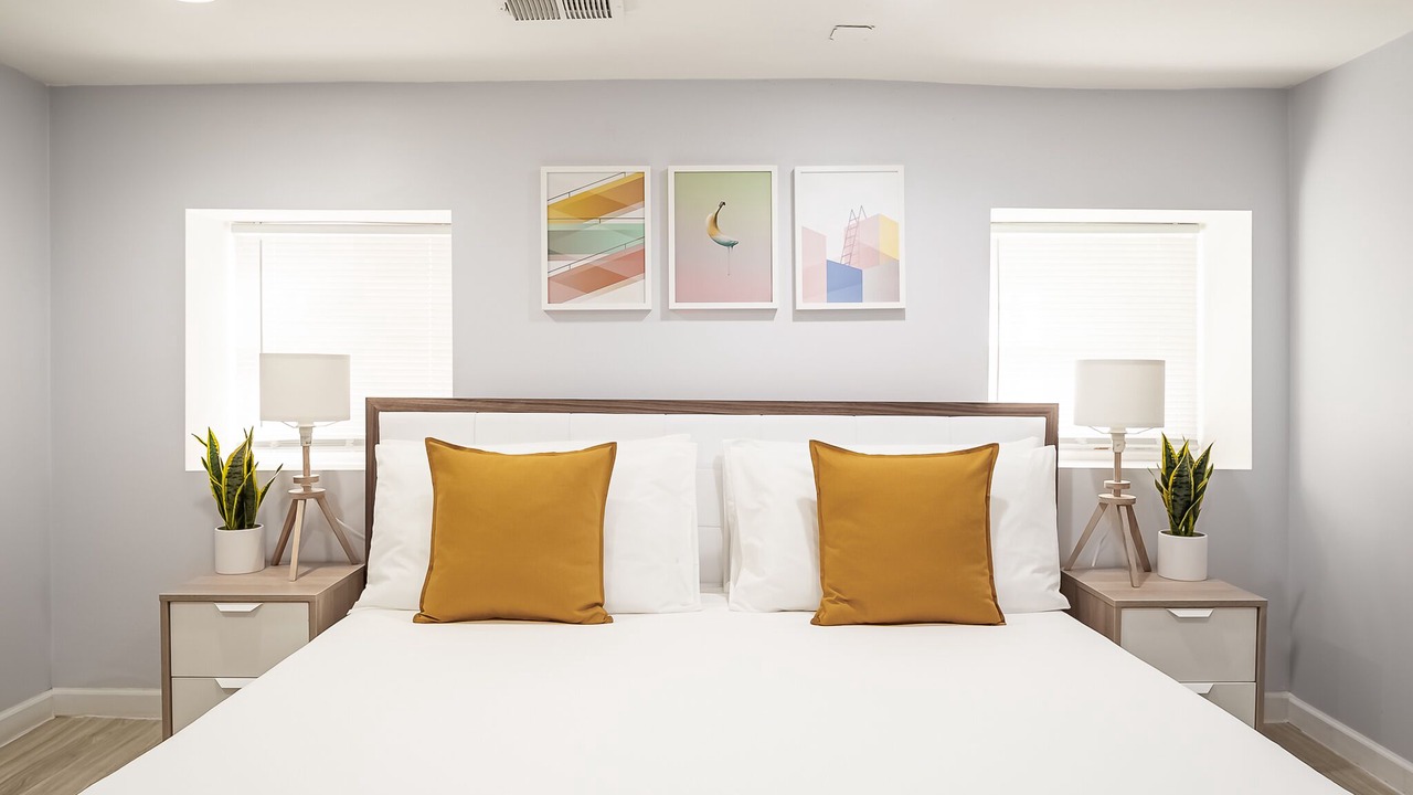 Photo of Bedroom in Logan Square
