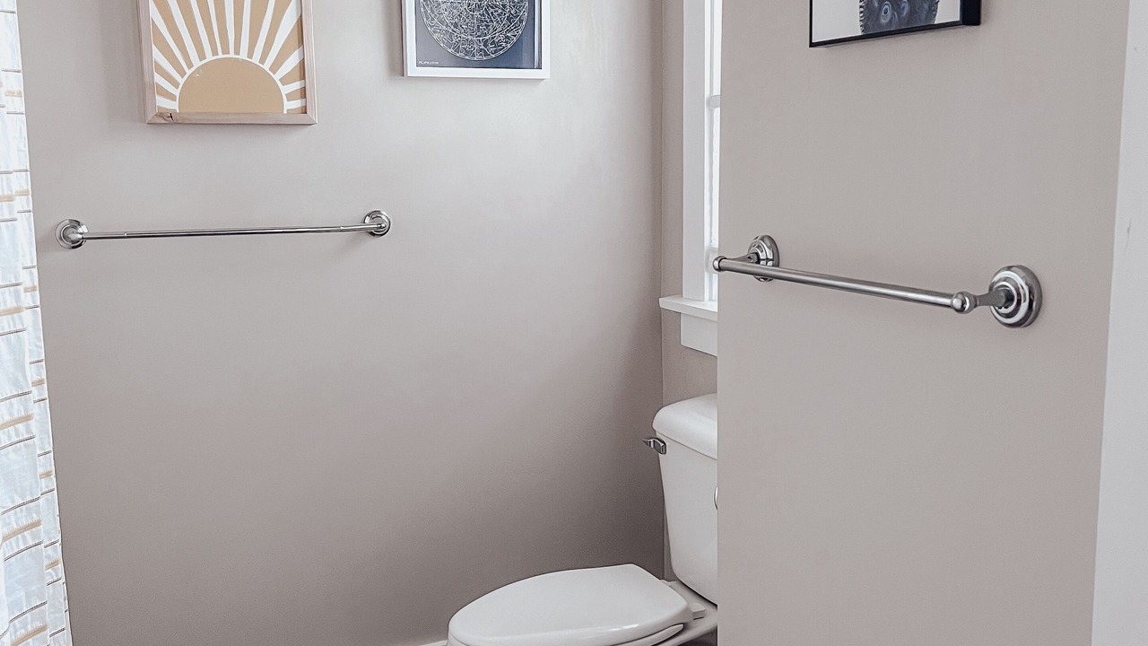 Photo of Bathroom in Pontiac
