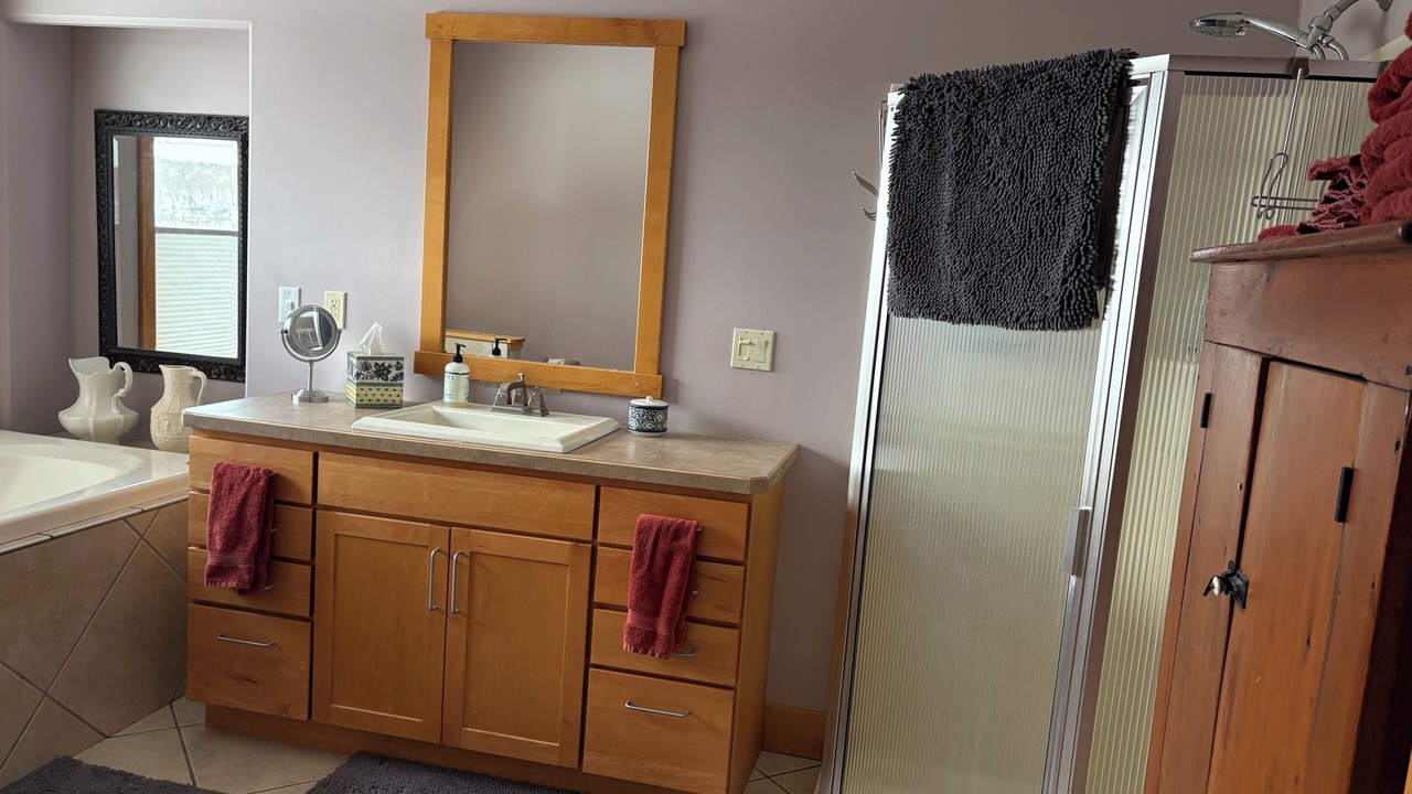 Photo of Bathroom in Decorah