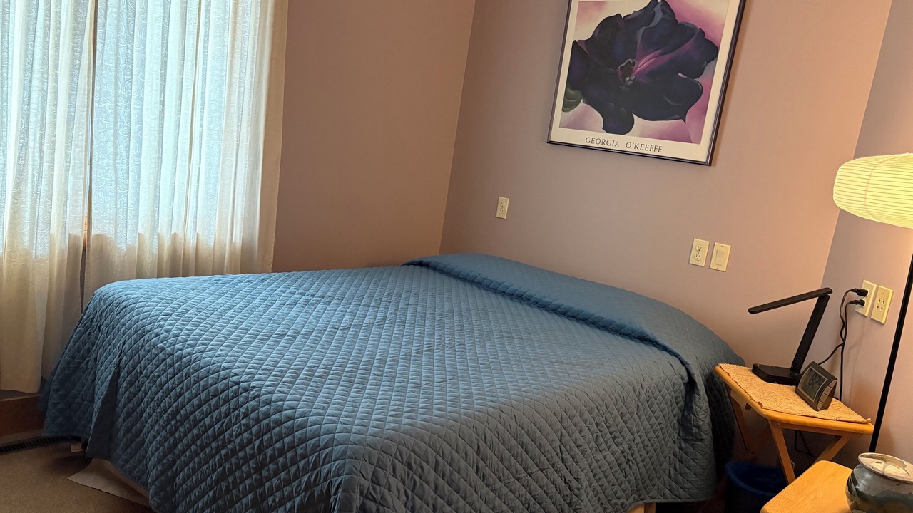 Photo of Bedroom in Decorah