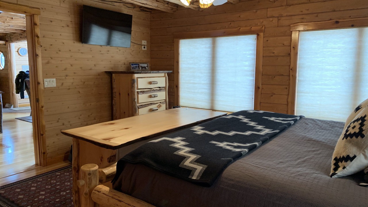 Photo of Bedroom in Skanee