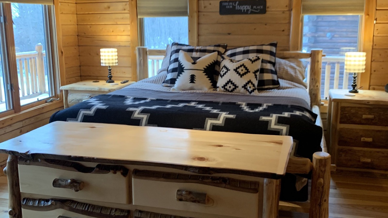 Photo of Bedroom in Skanee