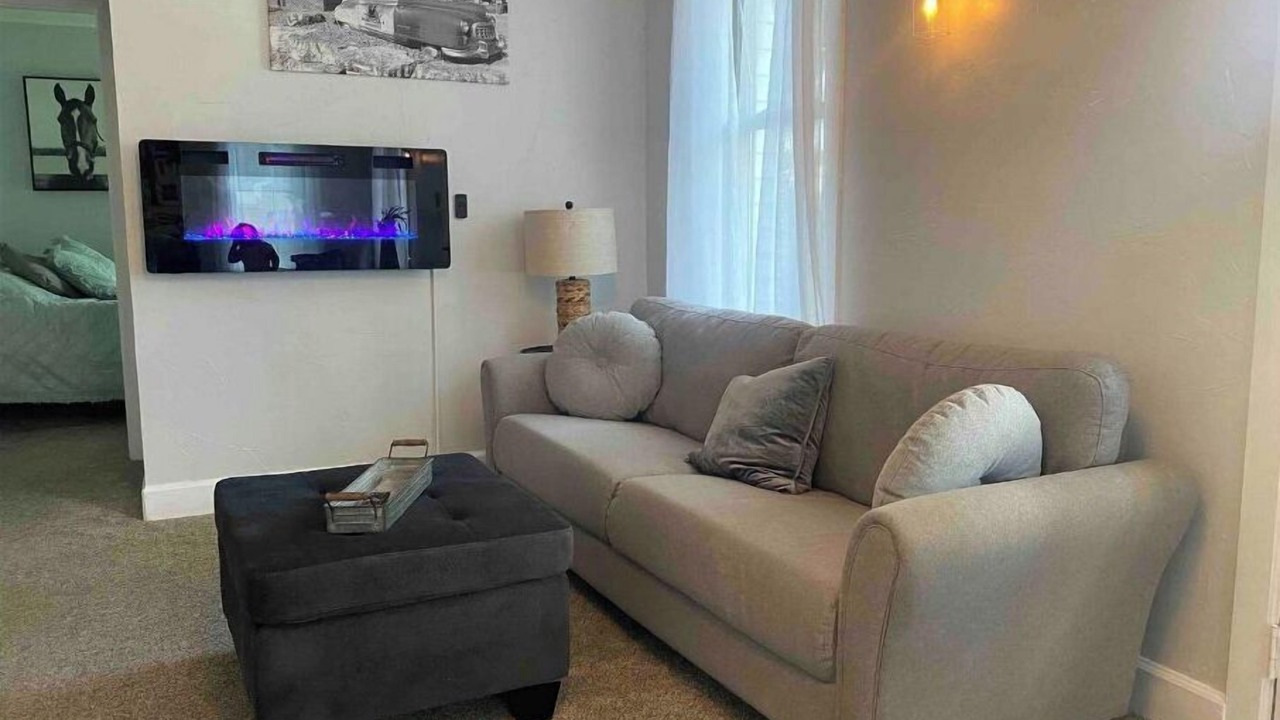 Photo of Livingroom in Le Claire